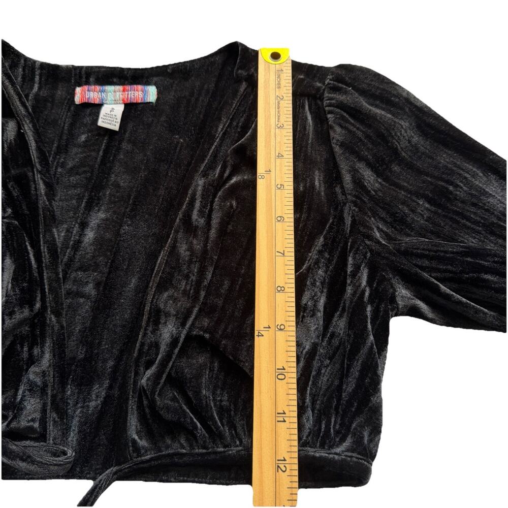 Urban Outfitters Florentina Wrap Top Small Black Velvet Whimsygoth Fairy Grunge - Picture 9 of 11